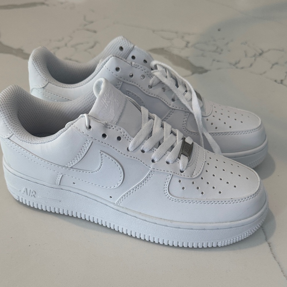 SOLDDDD Nike Air Force 1 All-White Sneakers